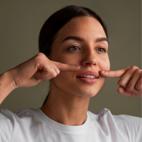Masseur Facial Électrique – Peau Lumineuse et Tonifiée